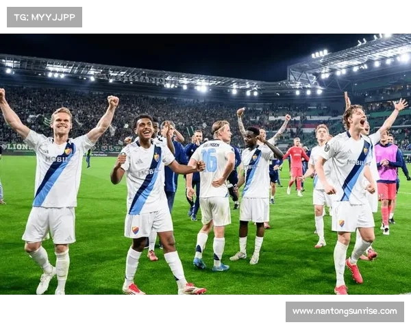 英超争冠形势激烈 多队争夺冠军宝座悬念十足