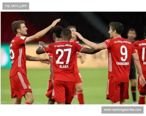 德甲进攻战术解析:高压逼抢与快速反击的结合与演变 德甲进攻战术解析:高压逼抢与快速反击的结合与演变